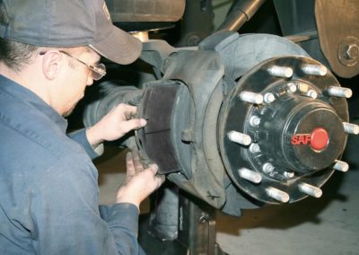 this image shows truck brake services in Thousand Oaks, CA
